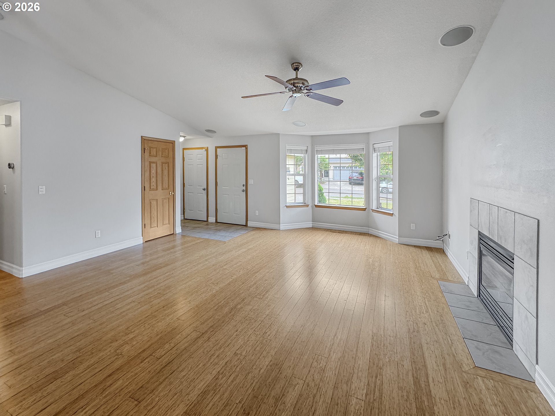 5209 NE 25TH PL