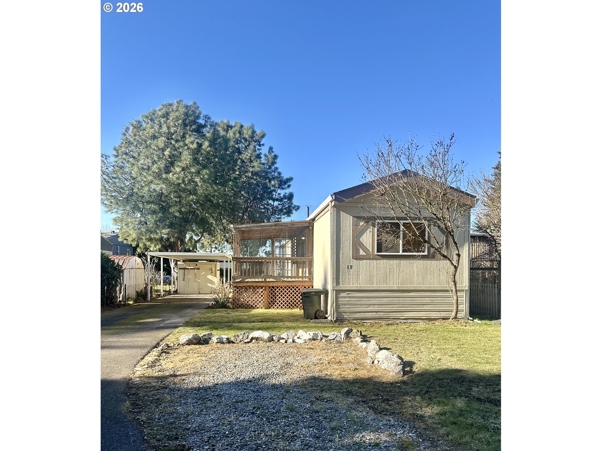 2009 LEWIS RIVER RD 17