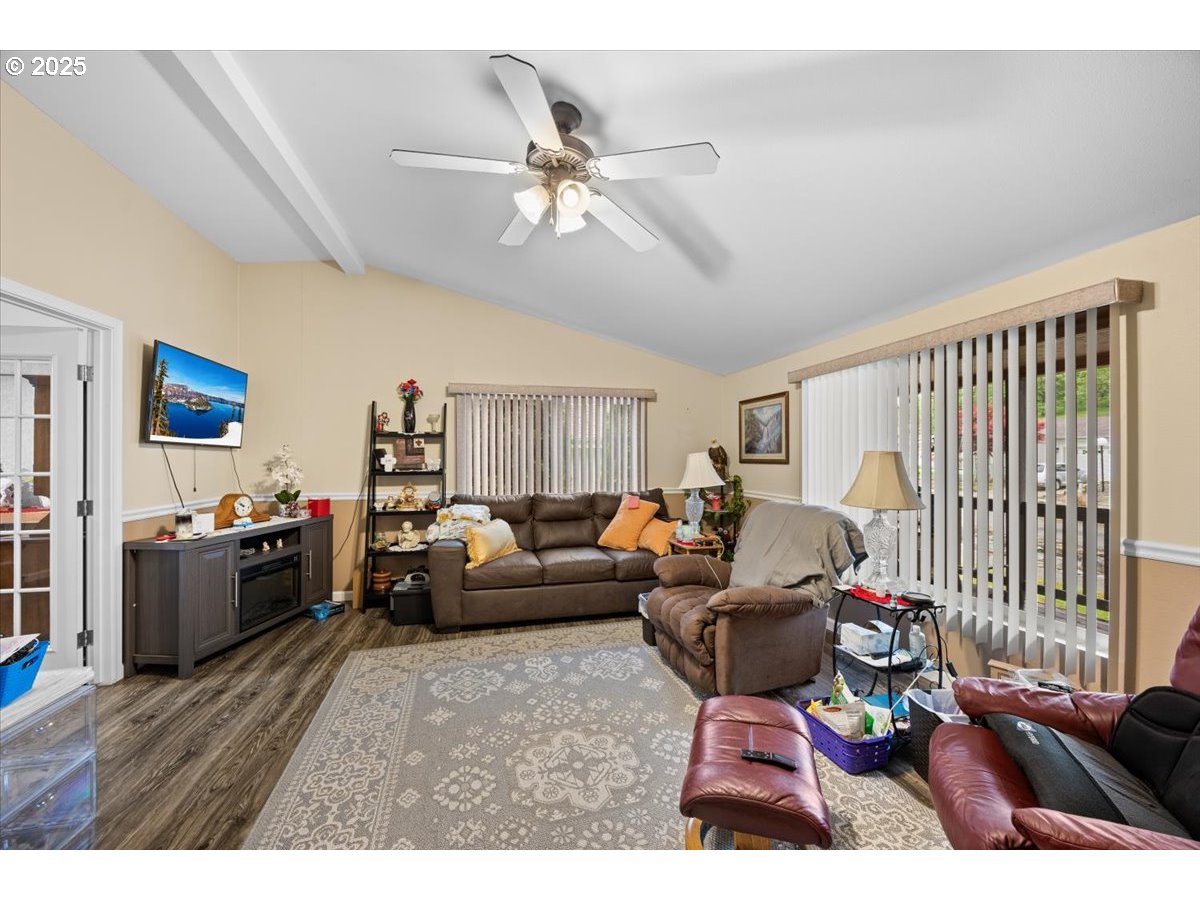 120 LITTLEBROOK LN