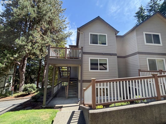 20130 LARKSPUR LN APT 95, WEST LINN, OR 97068 - Image cb8db04e4cb19d469d6cfa42ad7e7ac2/520930895