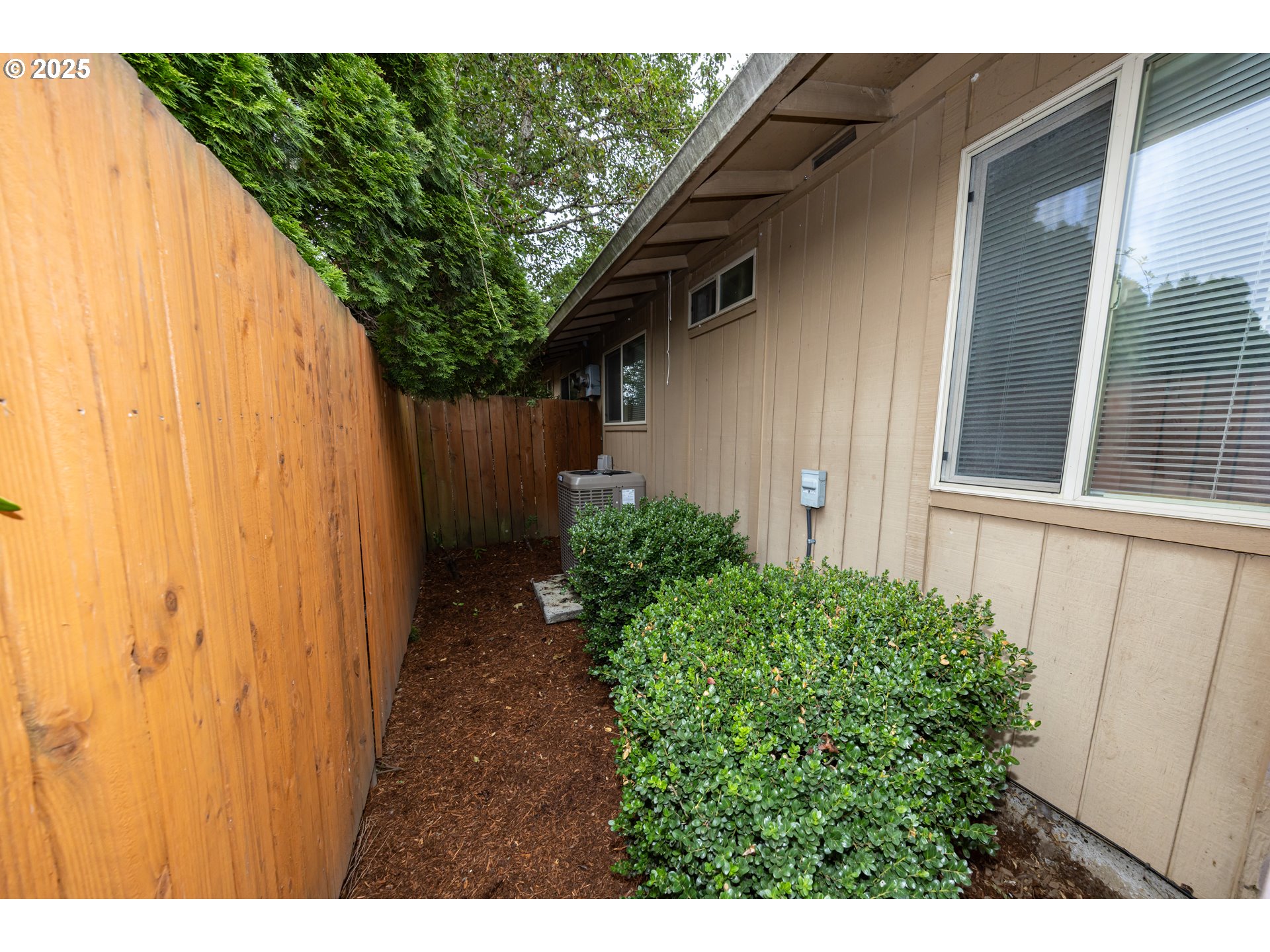3600 A ST 6