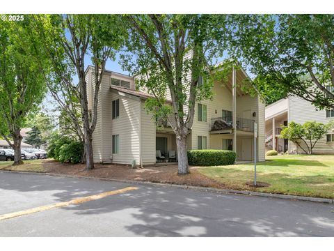 10137 SW TRAPPER TER Beaverton OR 97008