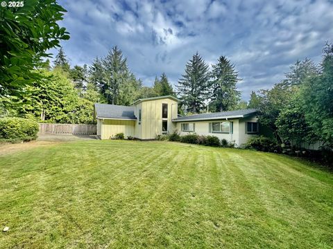 4990 MITCHELL LOOP RD Florence OR 97439