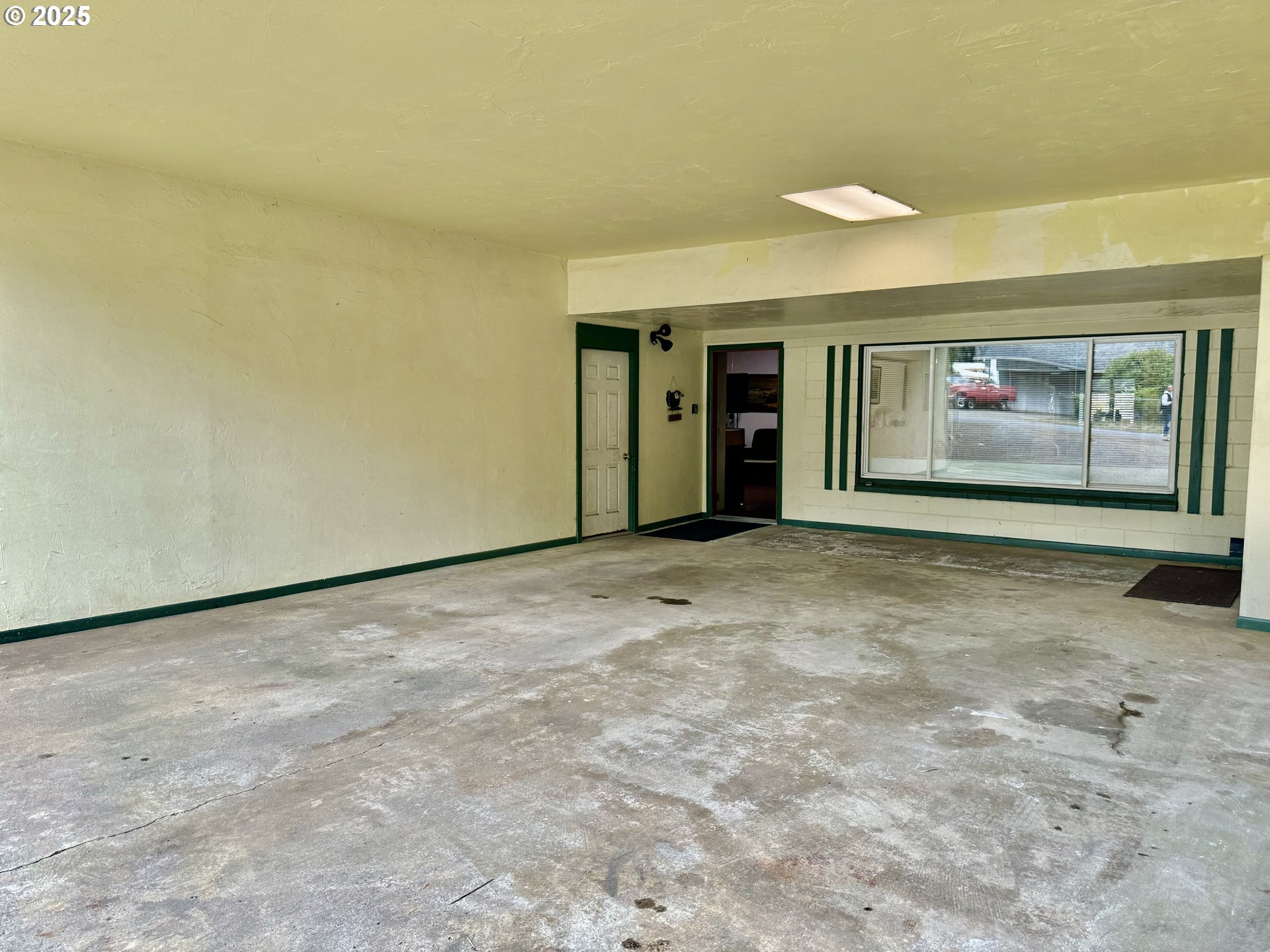 4990 MITCHELL LOOP RD