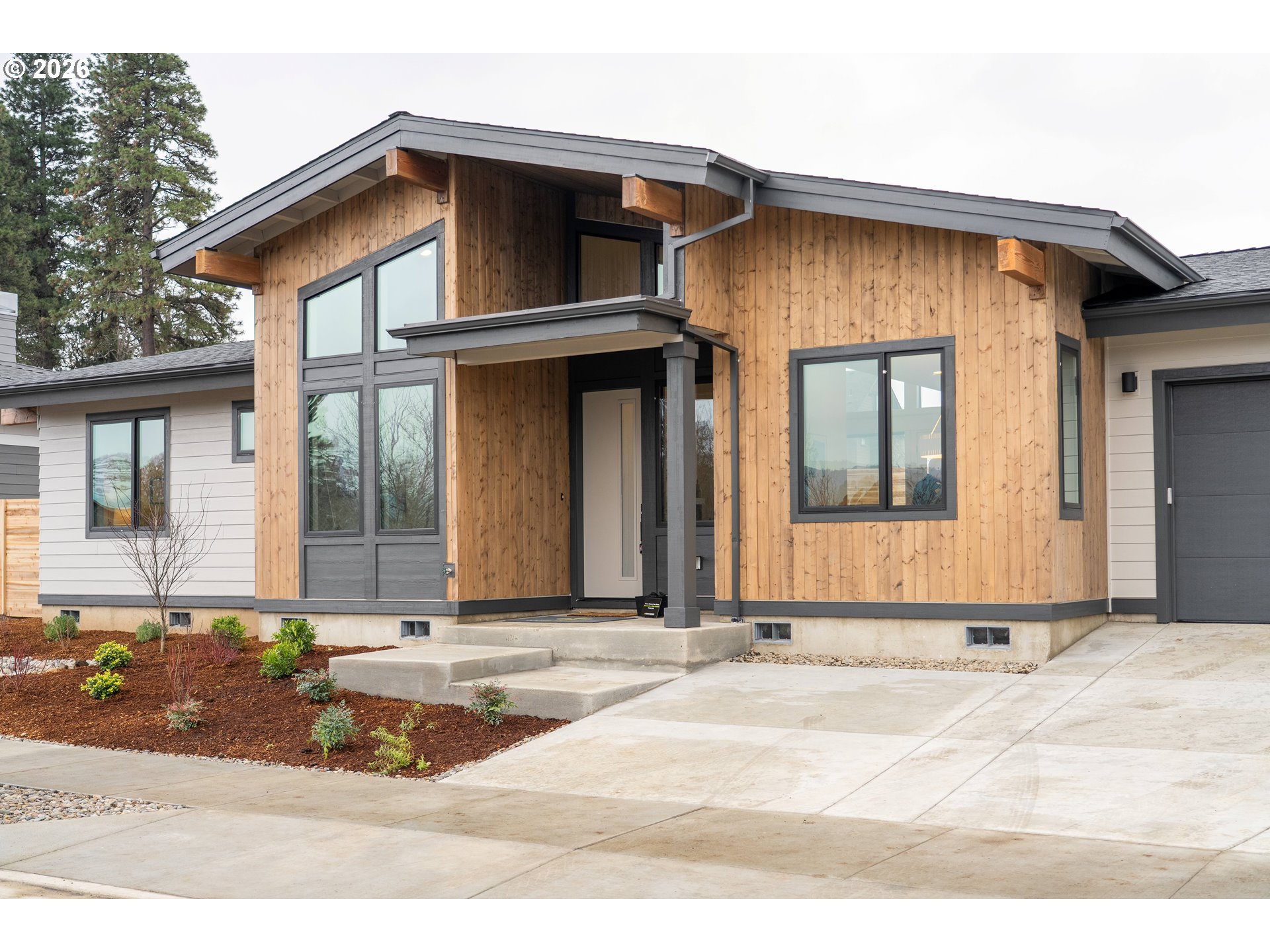 1110 Rock Creek RD