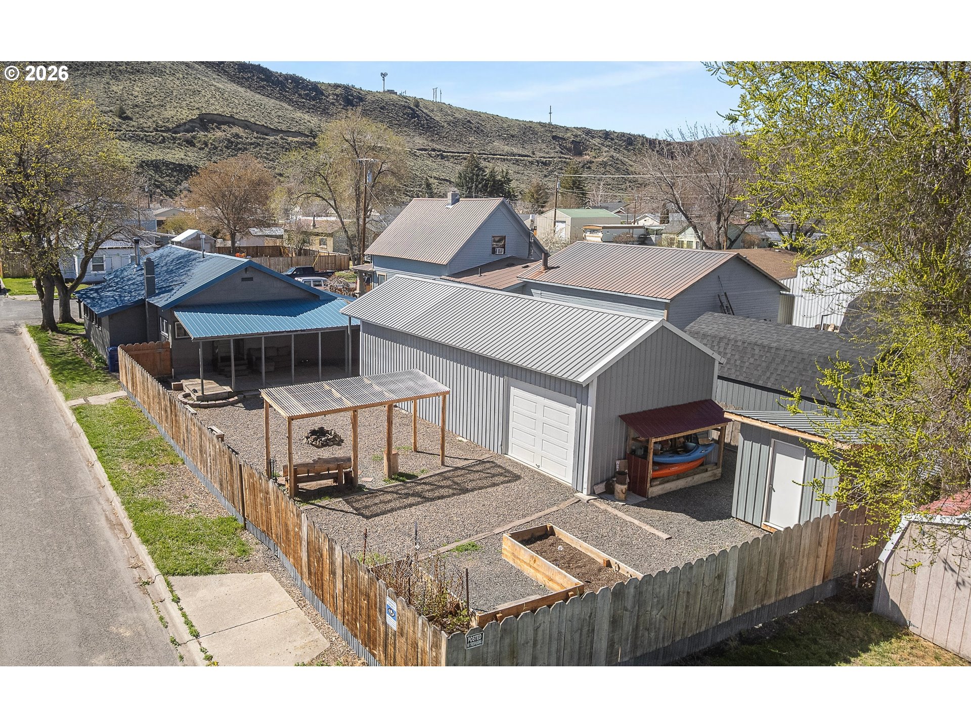 710 VALLEY AVE