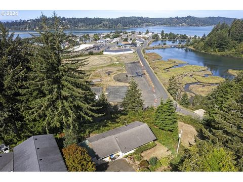 A home in Waldport