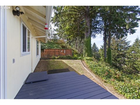 A home in Waldport