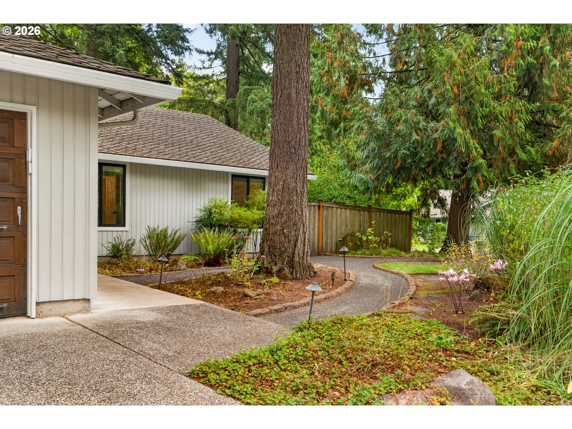 3715 DIVISION CT