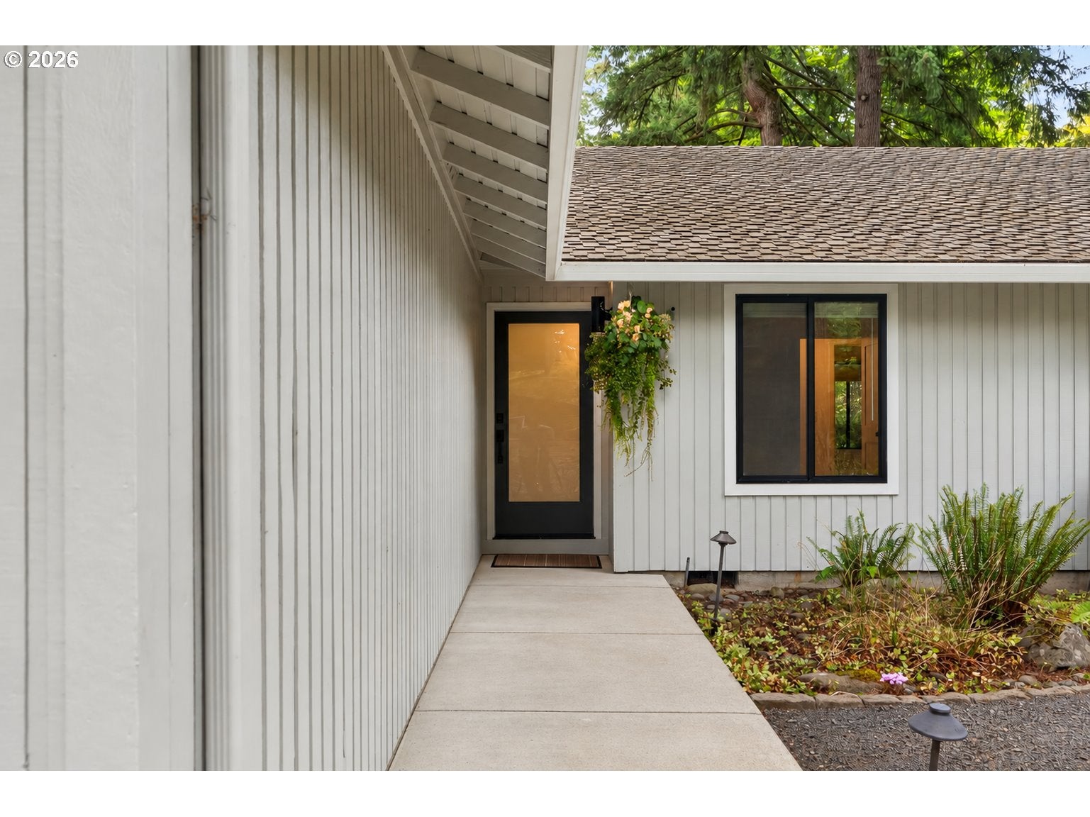 3715 DIVISION CT
