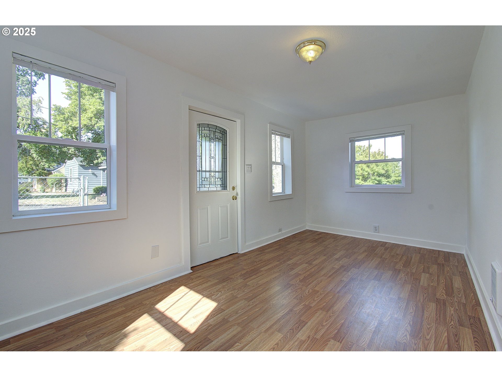 634 NW 5TH AVE