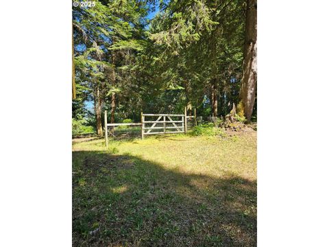 Tiny photo for 82168 Hanna Rd, Dexter, OR 97431 (MLS # 760918815)