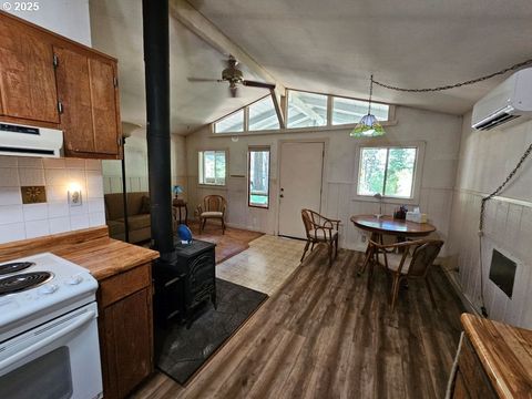 Tiny photo for 82168 Hanna Rd, Dexter, OR 97431 (MLS # 760918815)