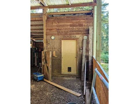 Tiny photo for 82168 Hanna Rd, Dexter, OR 97431 (MLS # 760918815)