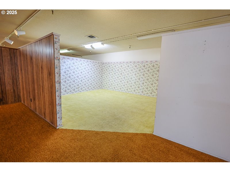 Tillamook, Oregon 97141, United States, ,Residential,Active,168996