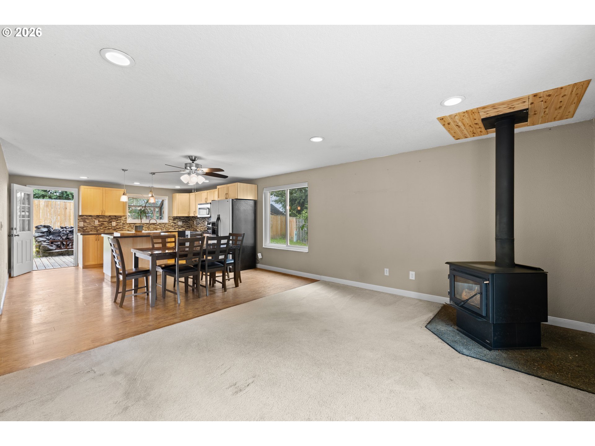 1128 SE FIR GROVE LOOP