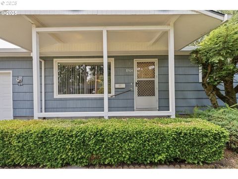 8504 NE EUGENE ST NE Portland OR 97220