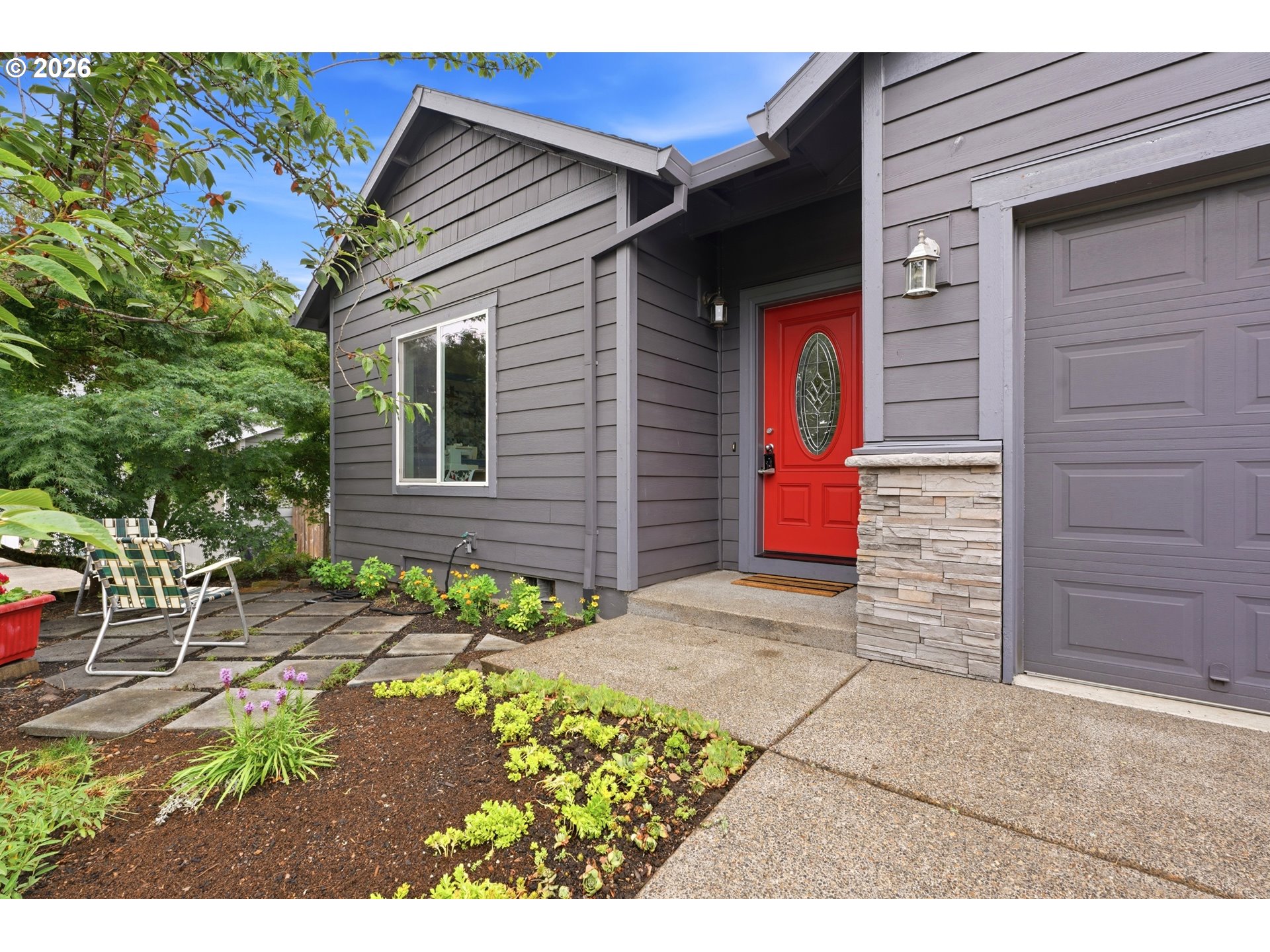 642 S 13TH AVE