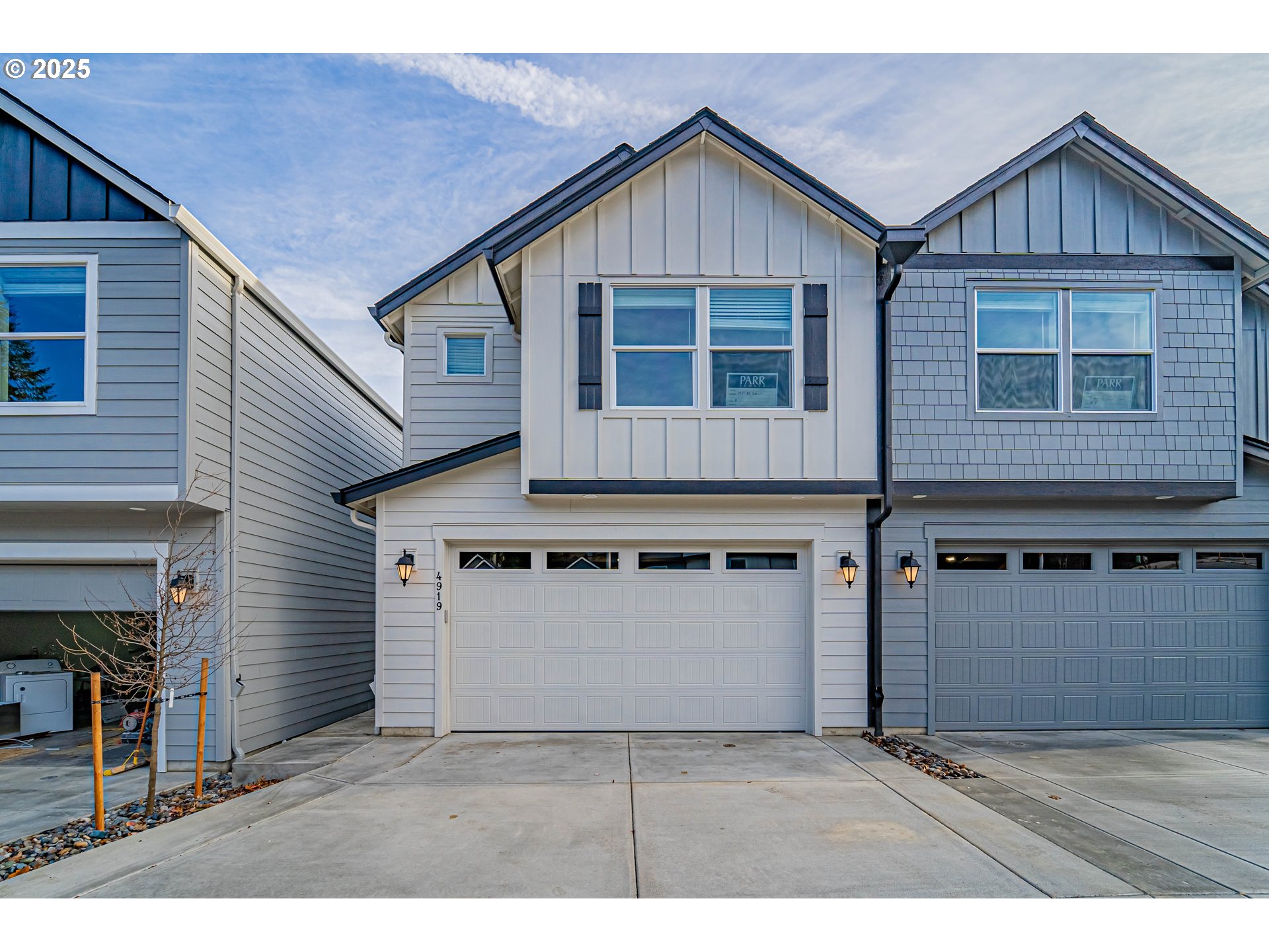 Photo 1 of 34 — 4919 NE 2ND CT, Vancouver, WA 98663