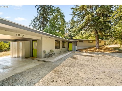 3010 NESLO LN Eugene OR 97405
