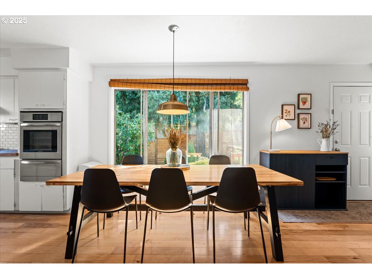 22754 SW Highland DR