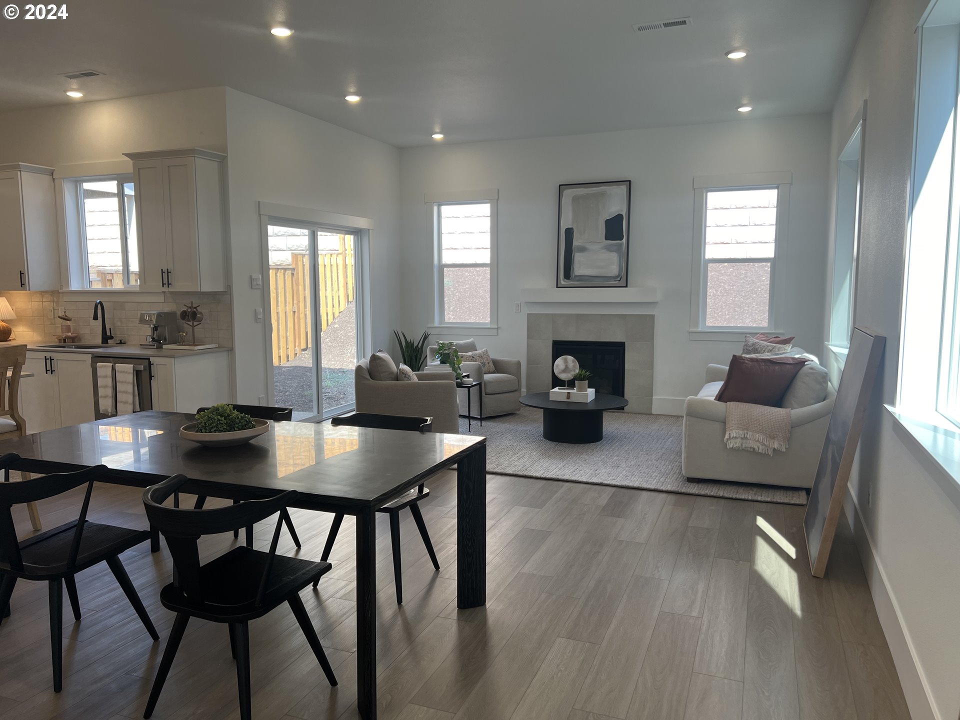 18075 SW Monashee