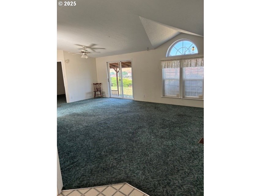 3055 SW River View DR