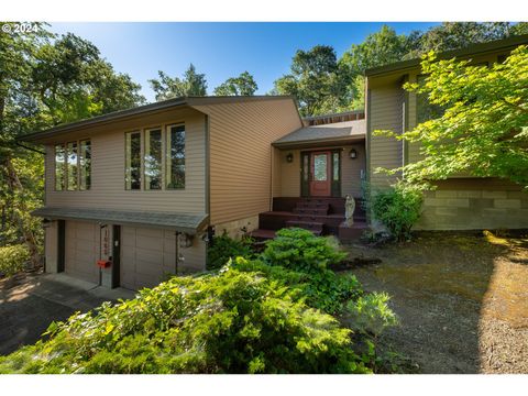 A home in Roseburg