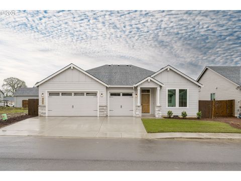 2329 E WOLFPACK ST La Center WA 98629