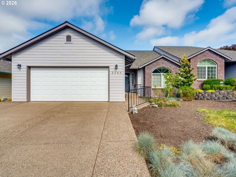 Photo of 2083 NW Willamette Dr, McMinnville, OR 97128 (MLS # 550803884)