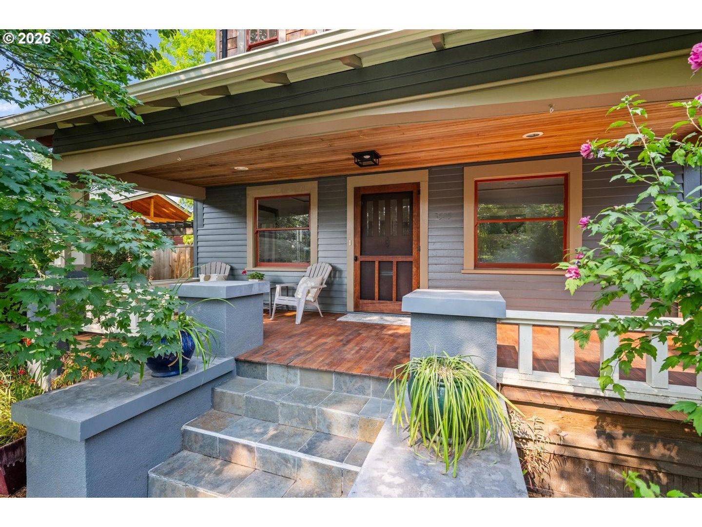 3525 NE 16TH AVE
