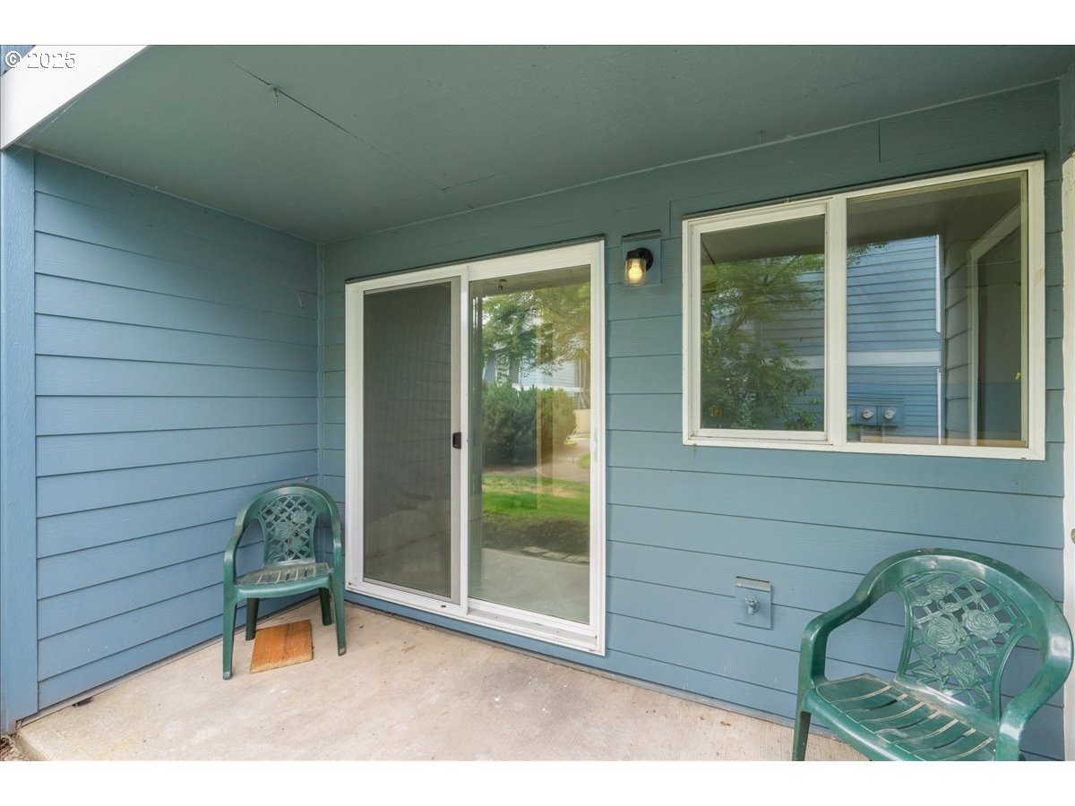 Hillsboro, Oregon 97123, United States, 2 Bedrooms Bedrooms, ,2 BathroomsBathrooms,Residential,Active,162735