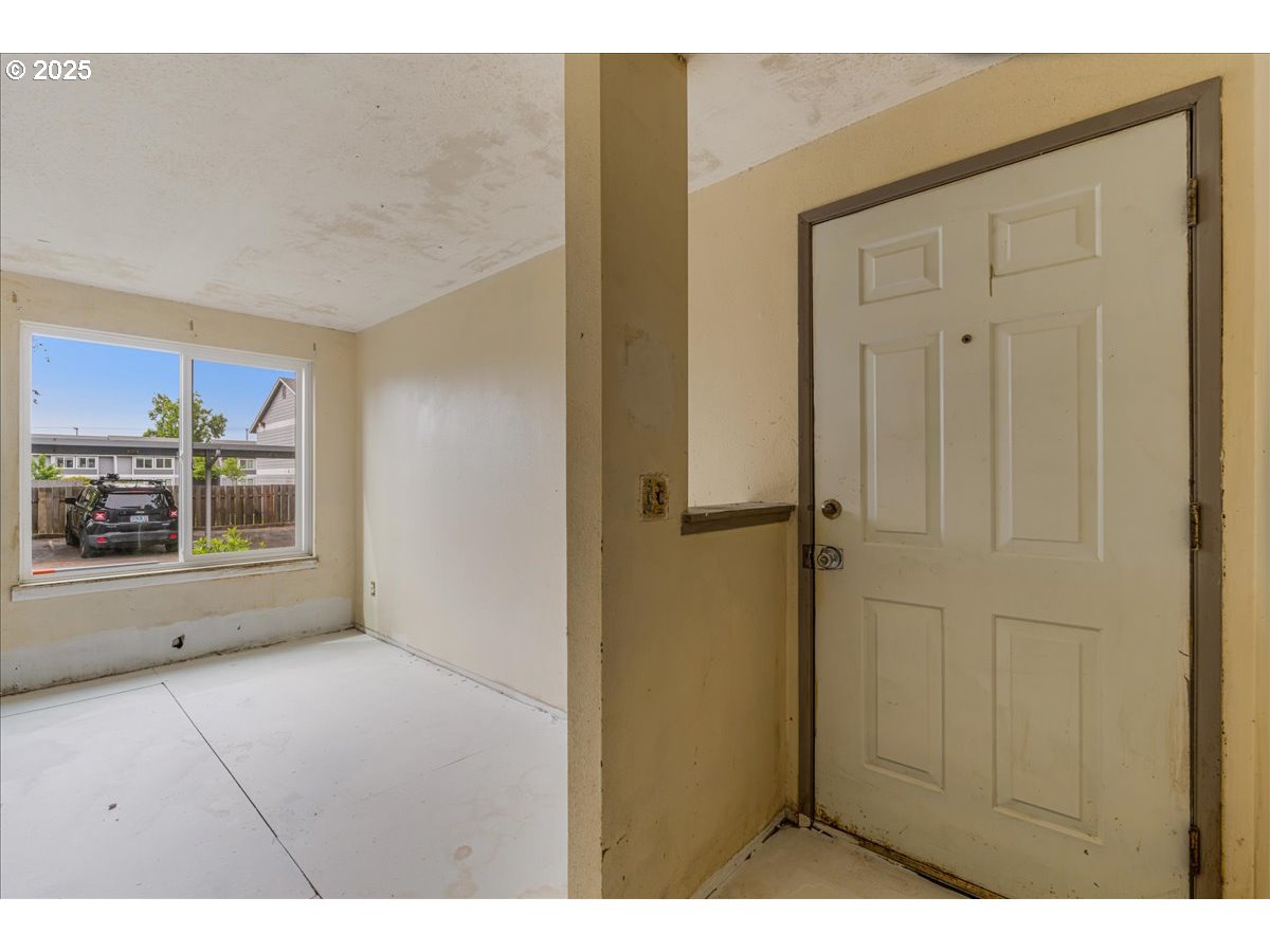 Hillsboro, Oregon 97123, United States, 2 Bedrooms Bedrooms, ,2 BathroomsBathrooms,Residential,Active,162735