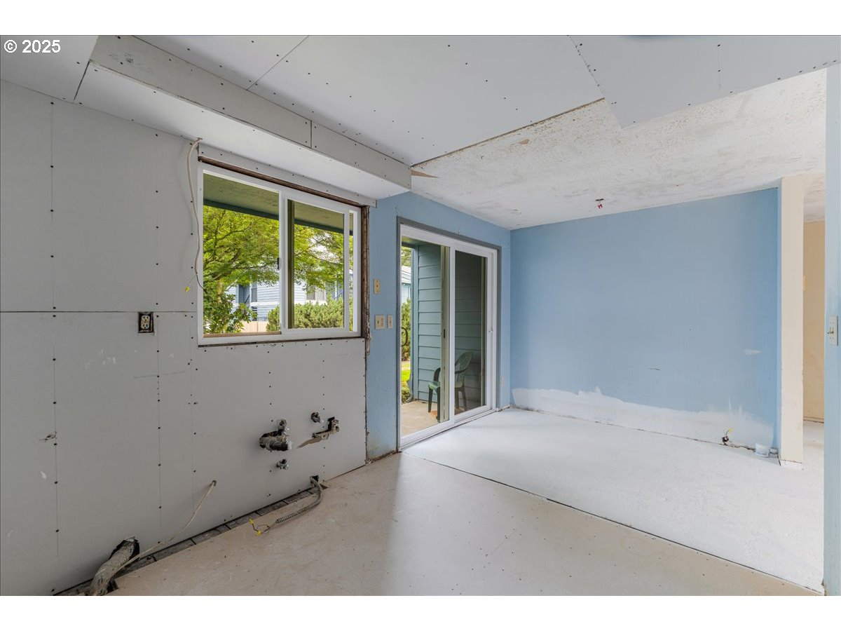 Hillsboro, Oregon 97123, United States, 2 Bedrooms Bedrooms, ,2 BathroomsBathrooms,Residential,Active,162735