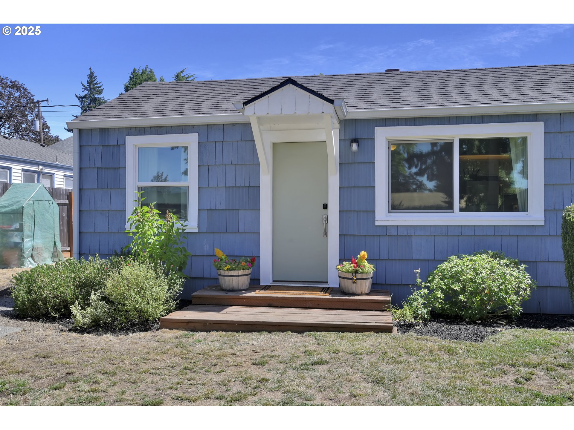 640 KOURT DR