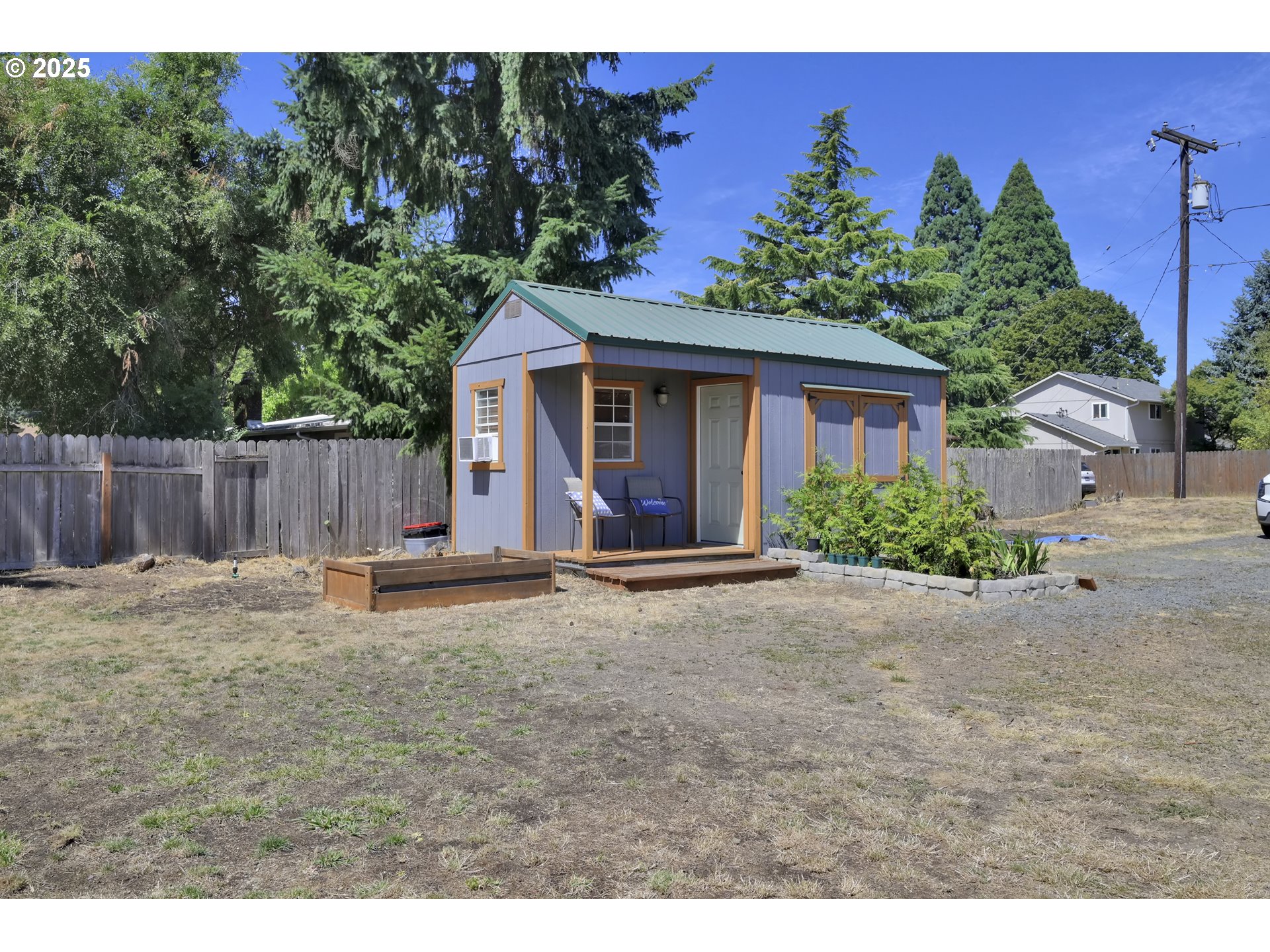 Eugene, Oregon 97404, United States, 2 Bedrooms Bedrooms, ,1 BathroomBathrooms,Residential,Active,192401