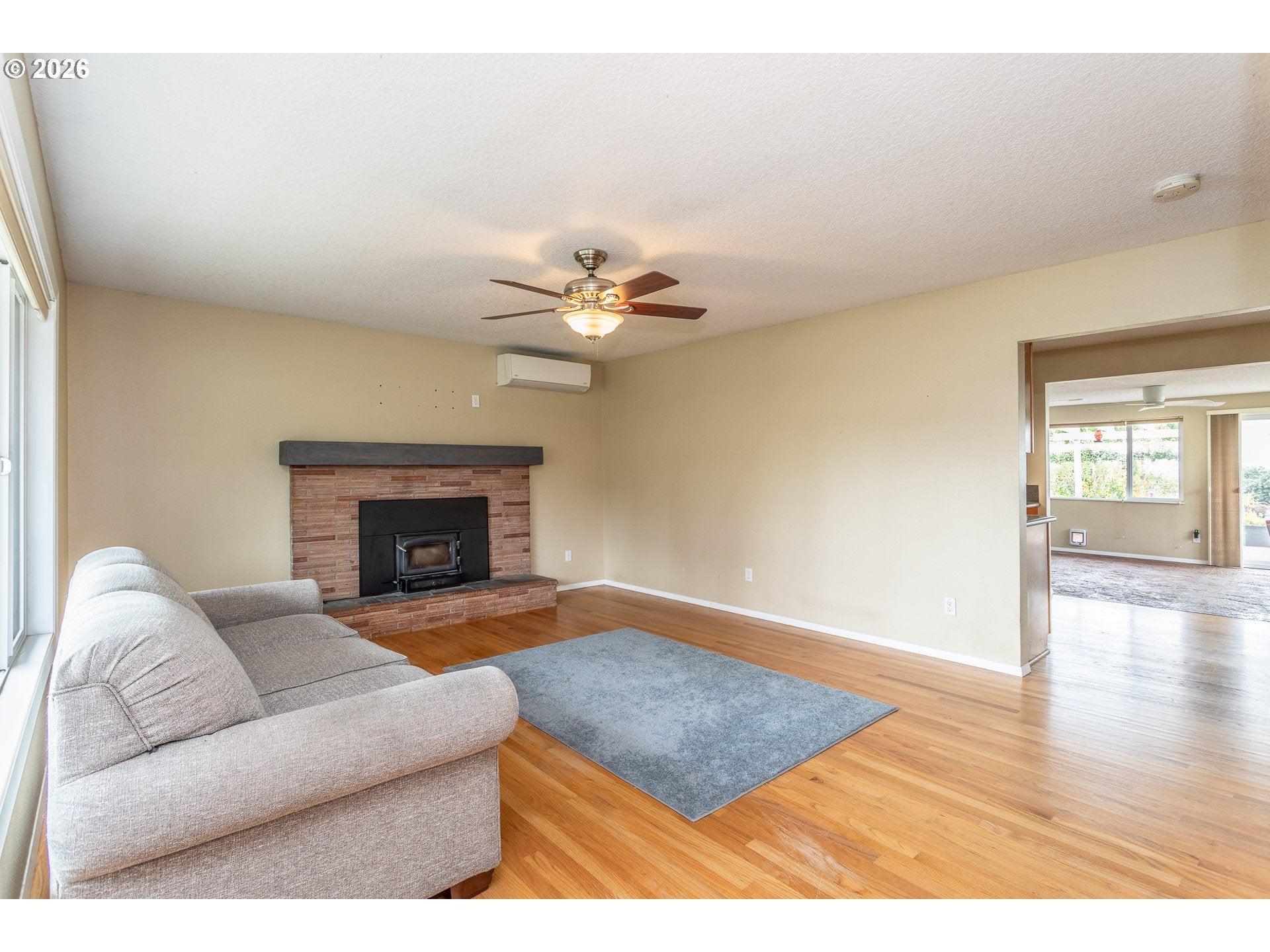 142 BELLE CT