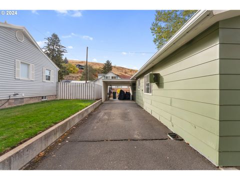 A home in Milton Freewater