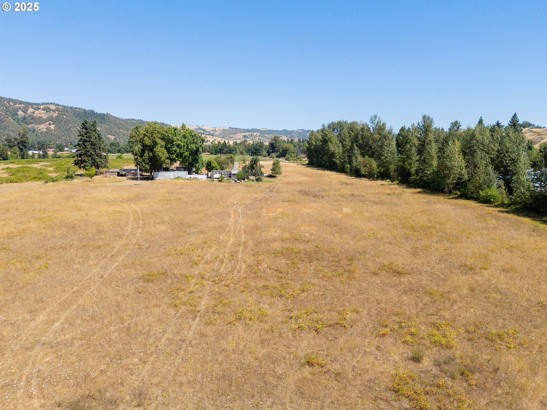 308 HELWEG RD