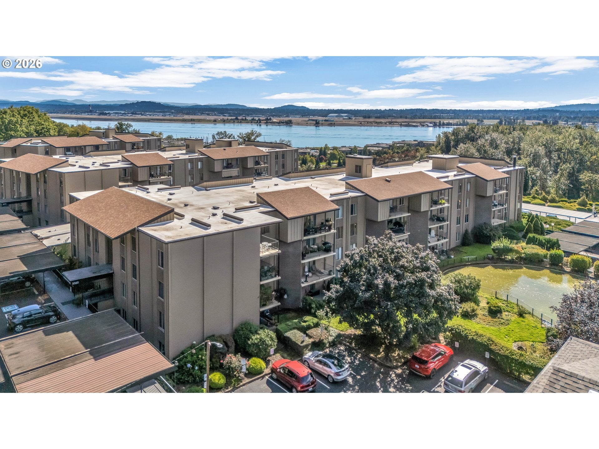 5565 E EVERGREEN BLVD 3406
