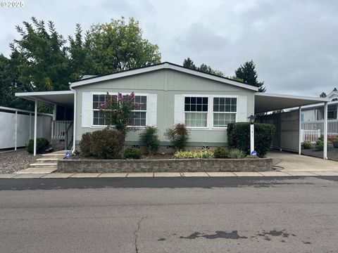 141 RIVER RIDGE AVE Roseburg OR 97471