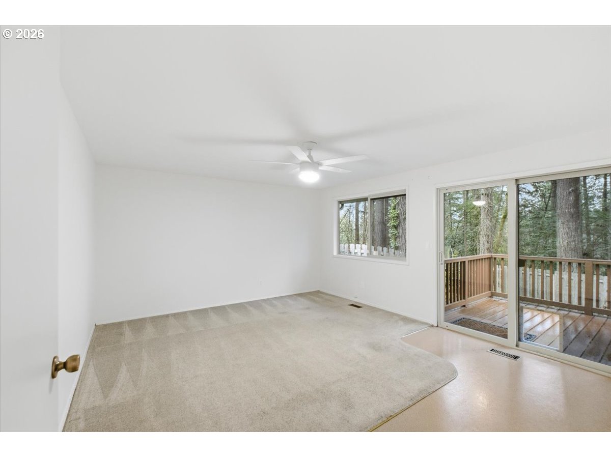 2225 NW ESTAVIEW CIR