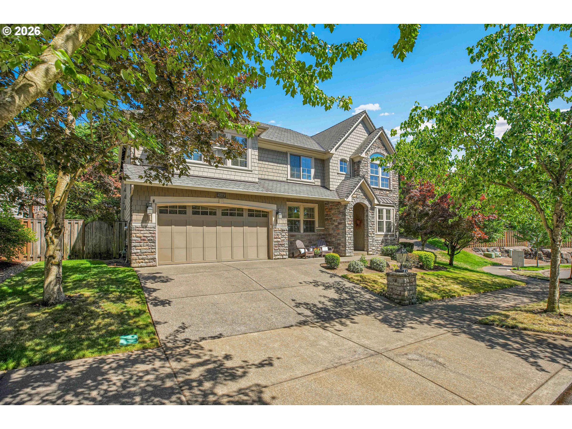 4823 IRELAND LN