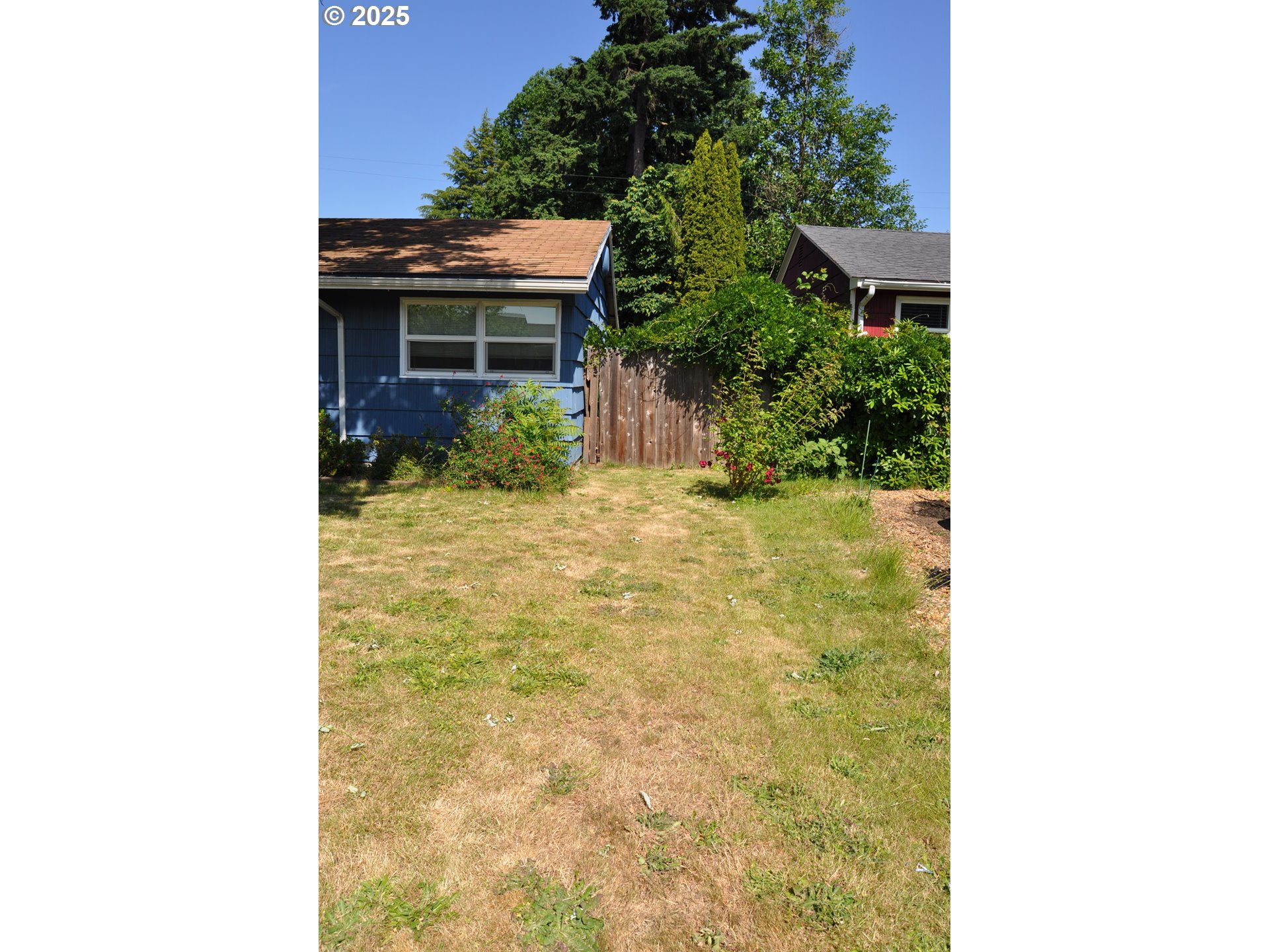 1529 BRENTWOOD AVE