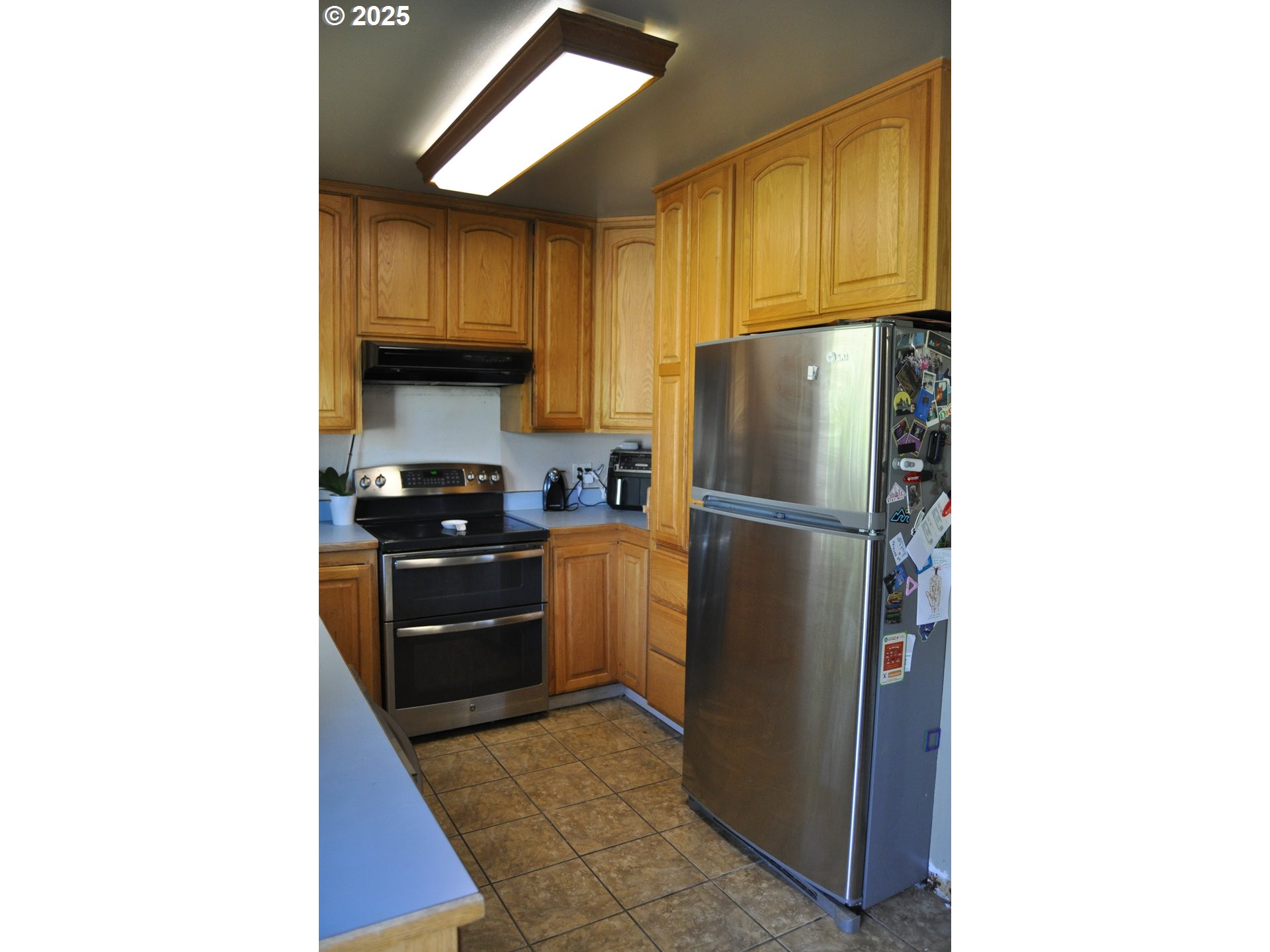 1529 BRENTWOOD AVE