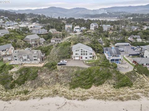 1068 NW 6TH CT Lincoln City OR 97367