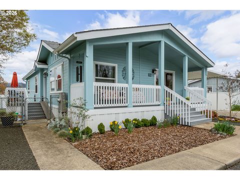 157 NW BREE DR Winston OR 97496