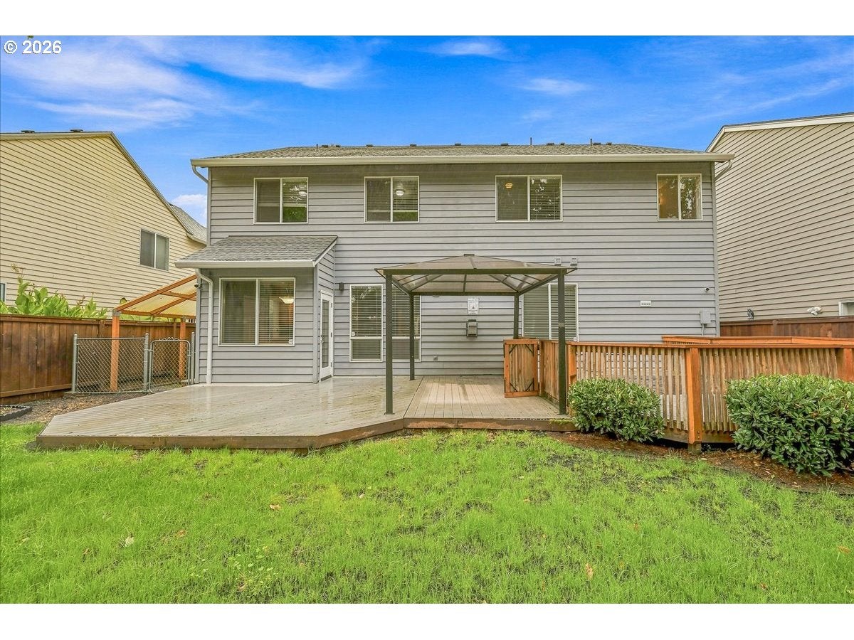 2619 NE CHARLOIS DR
