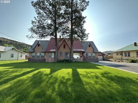 212 NW BRIDGE ST John Day OR 97845