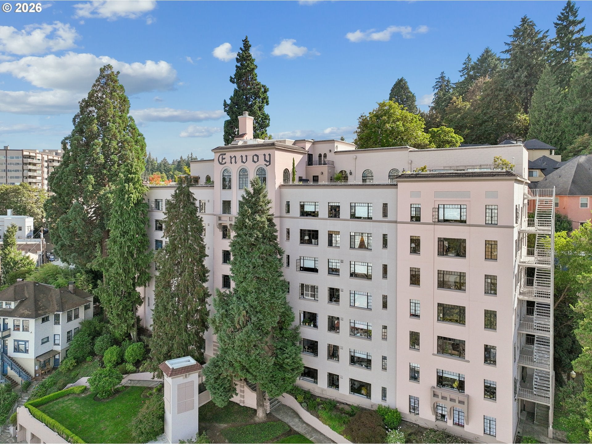 2336 SW OSAGE ST 605 — 3 bed 1 bath Condominium